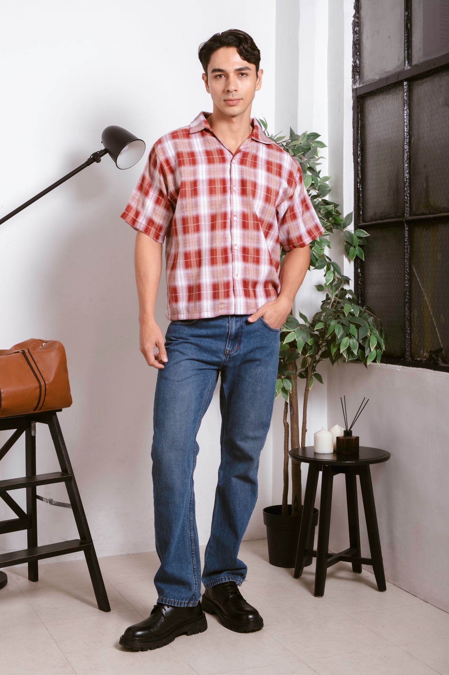 Vintage Boxy Cropped Shirt - White/Red